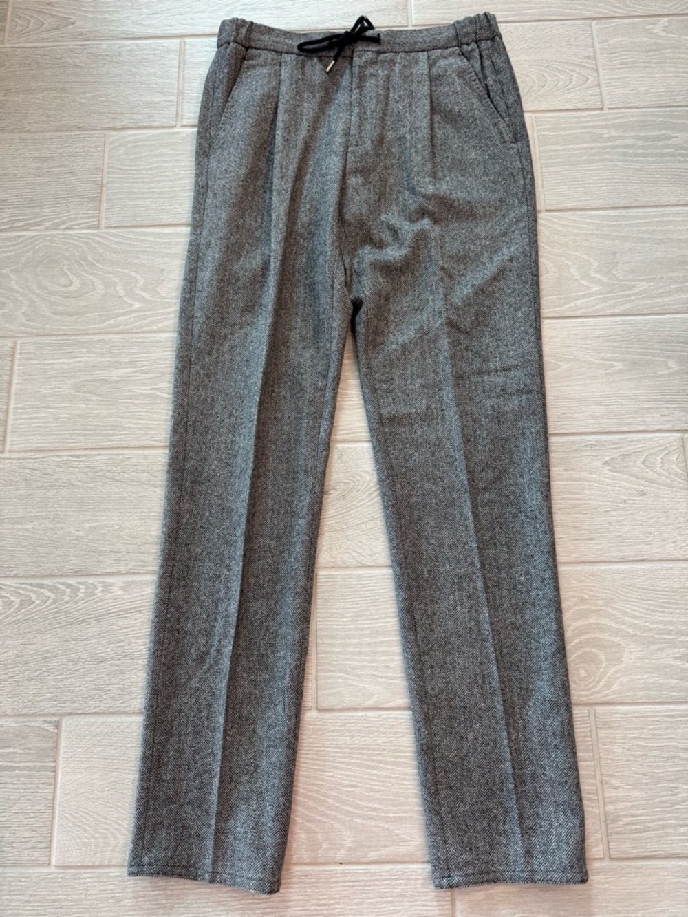 SUITSUPPLY Cashmere Wool Ames Pleated Trousers in Herringbone Size 32R VGUC